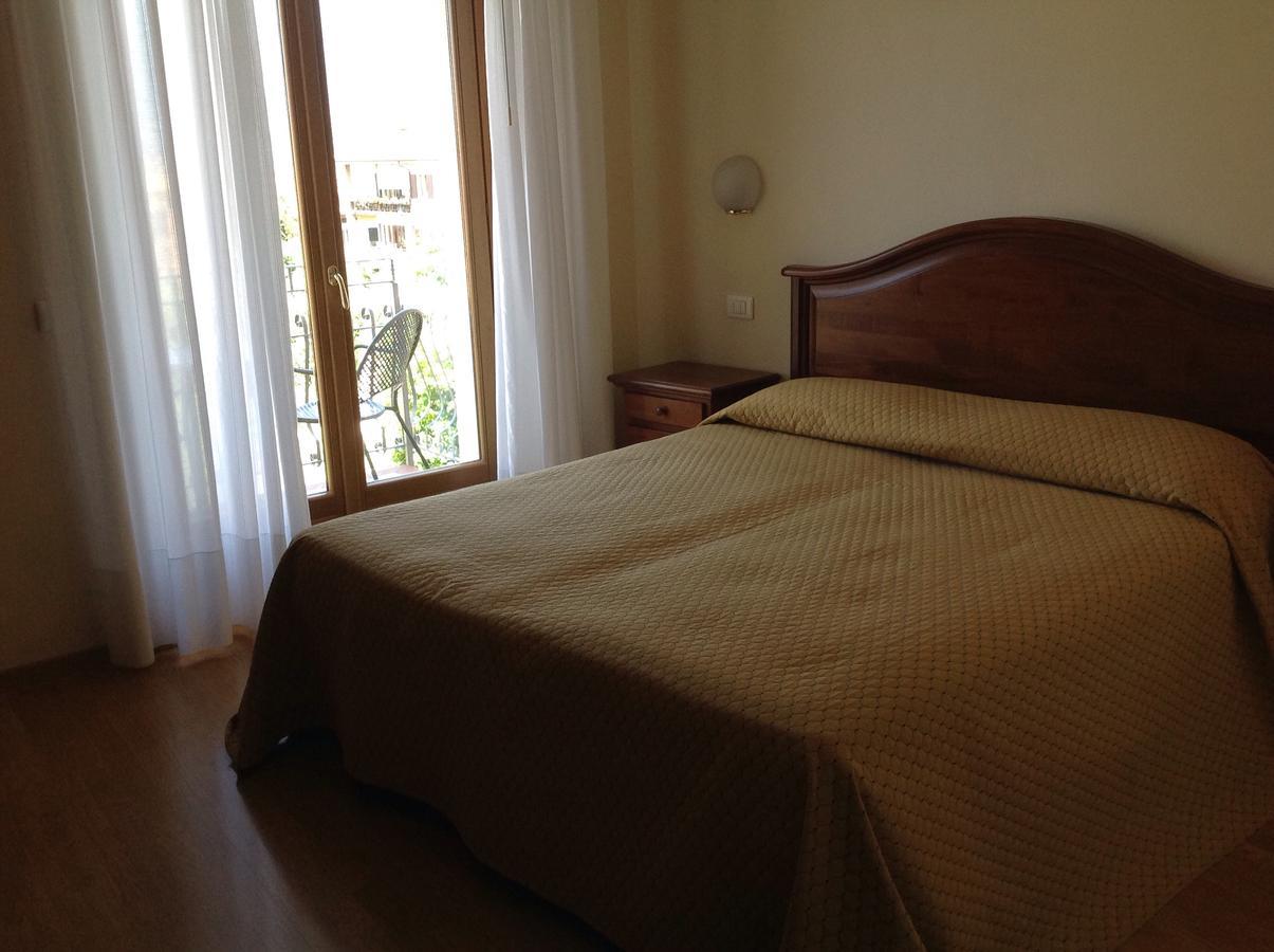 Hotel Belvedere Torri Del Benaco Zewnętrze zdjęcie